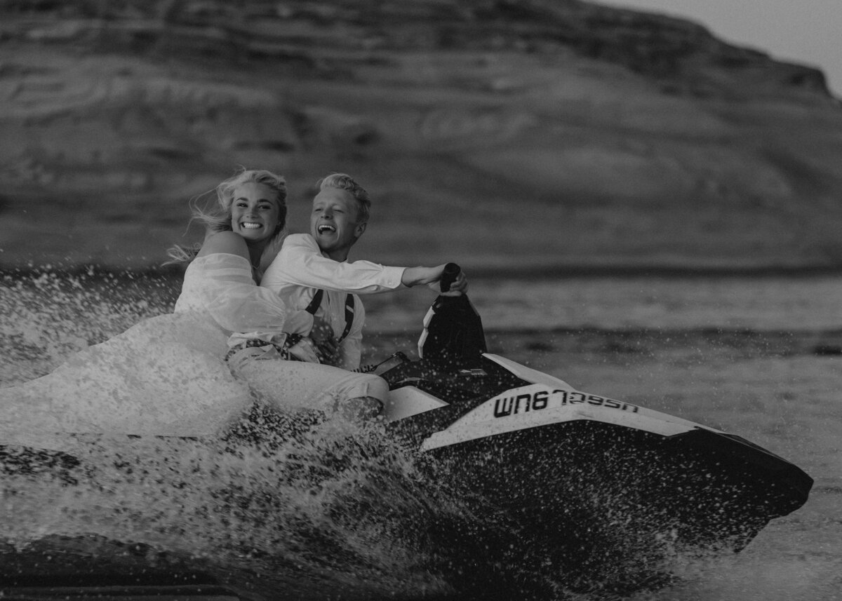 R + M _ Wedding _ Lake Powell _ Utah-36