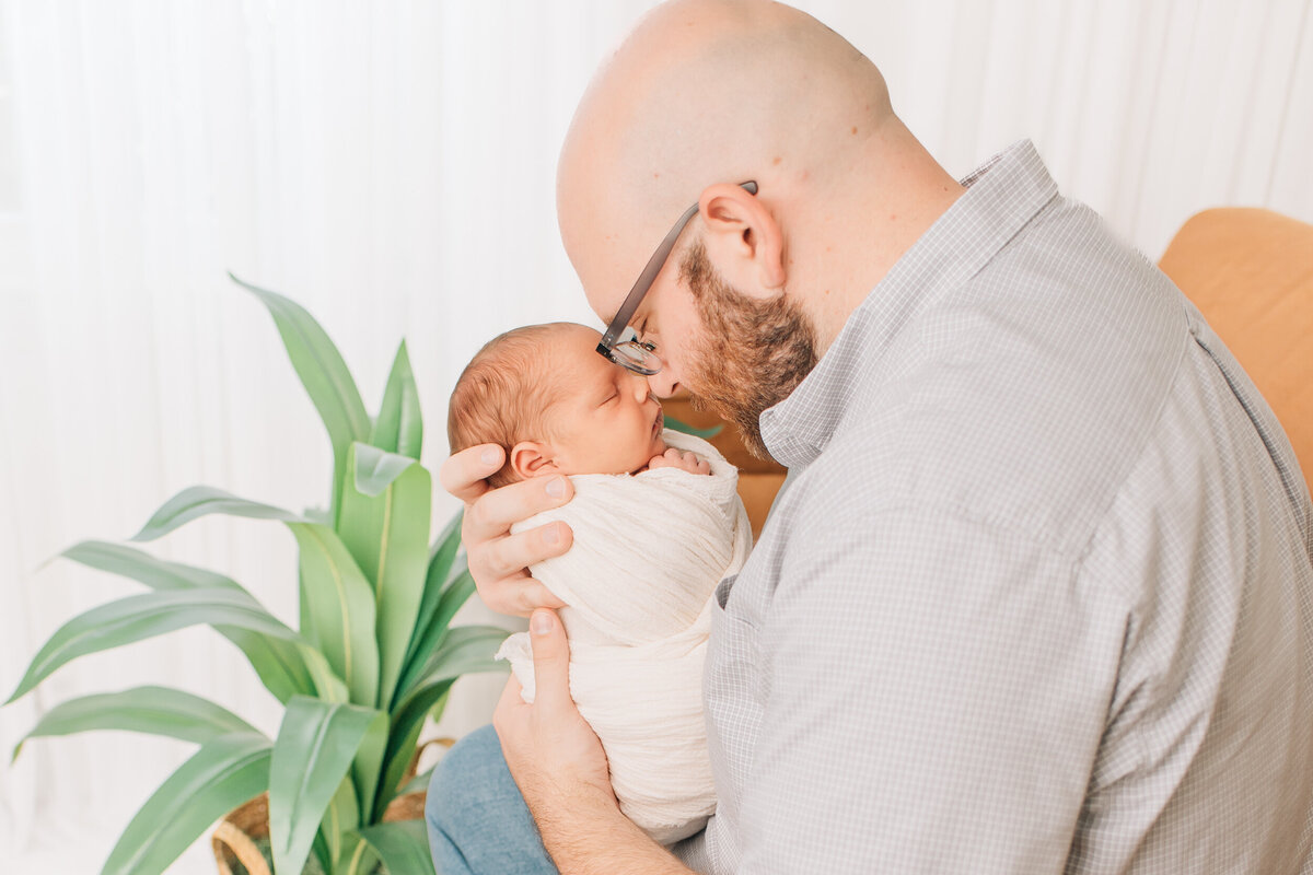 Sharon Leger Photography | Canton Connecticut Newborn and Family Photographer | Burlington, CT-7