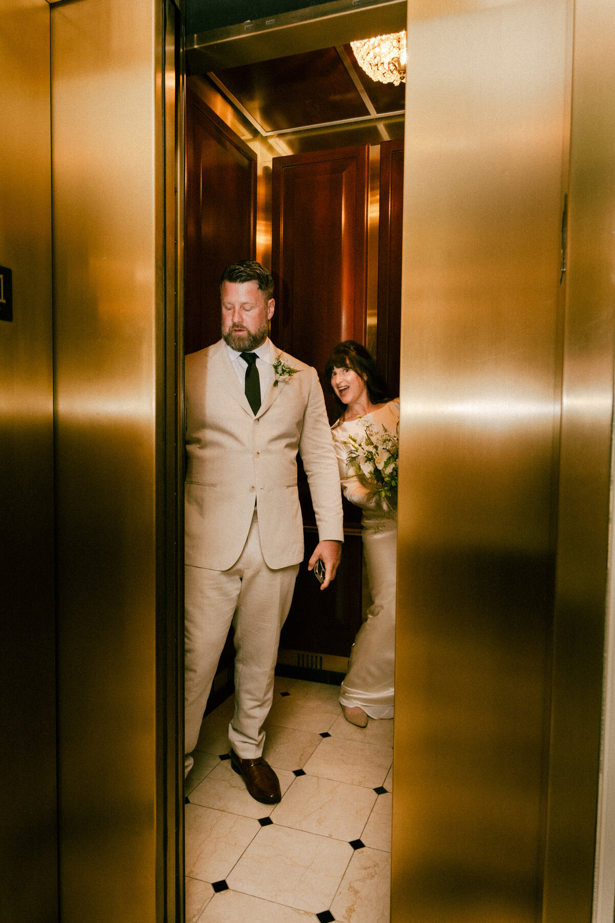 charleston-wedding-photographer-documentary-wedding-photographer-charleston-editorial8