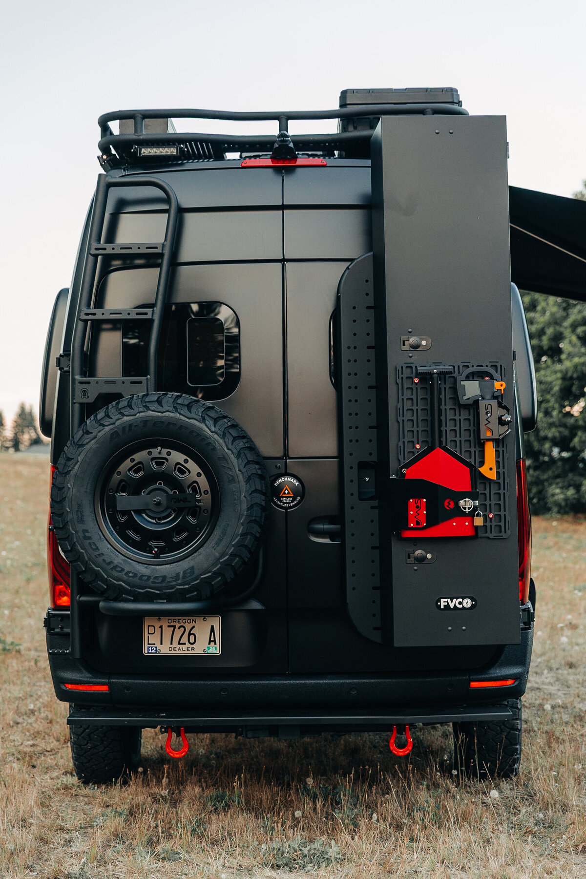 5_WooleyBugger250829_BMV_SlowFastcreative_1978