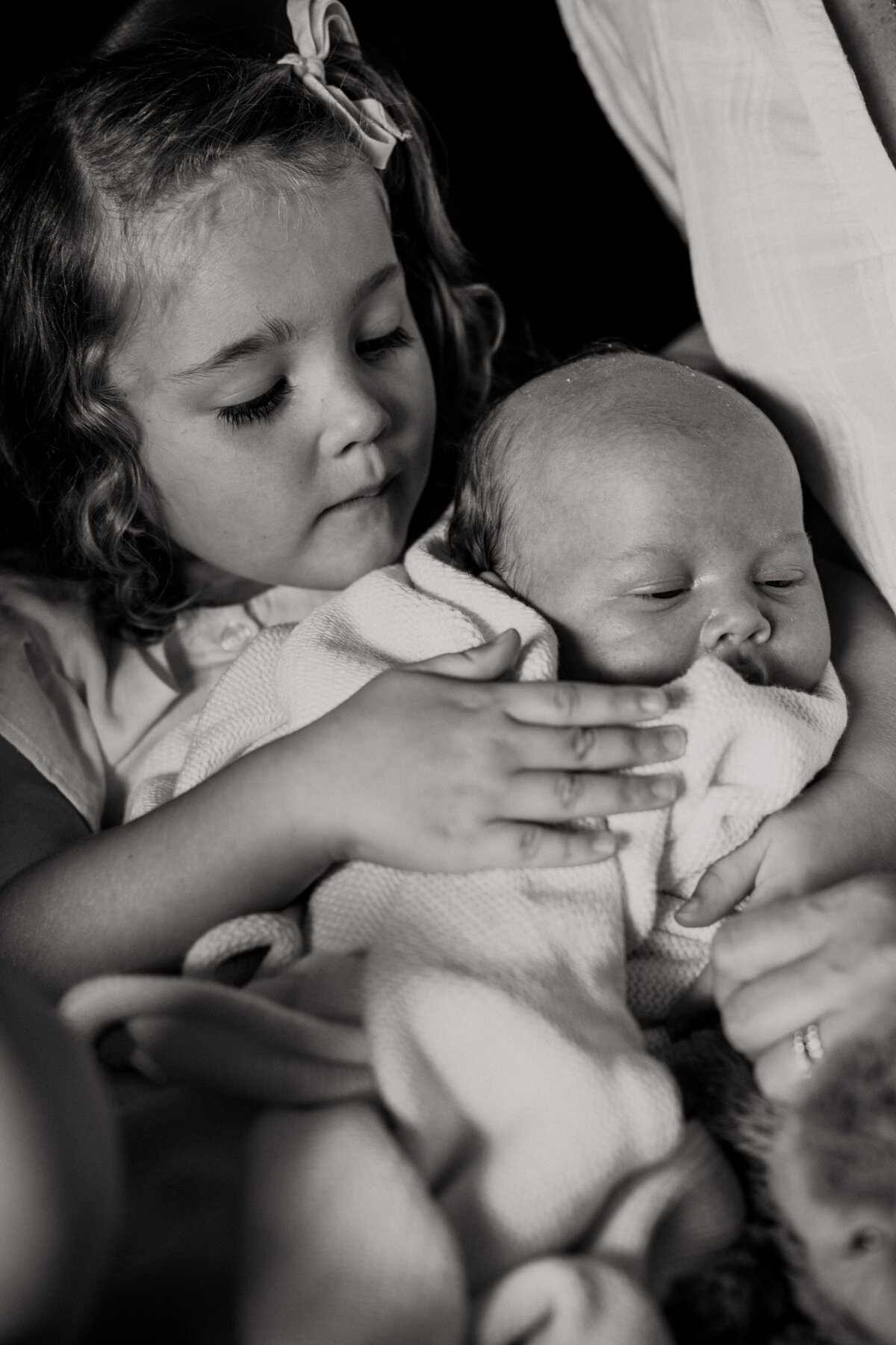 MASON HARPER NEWBORN PHOTOGRAPHY BW JessicaCarrollPhotographer-19