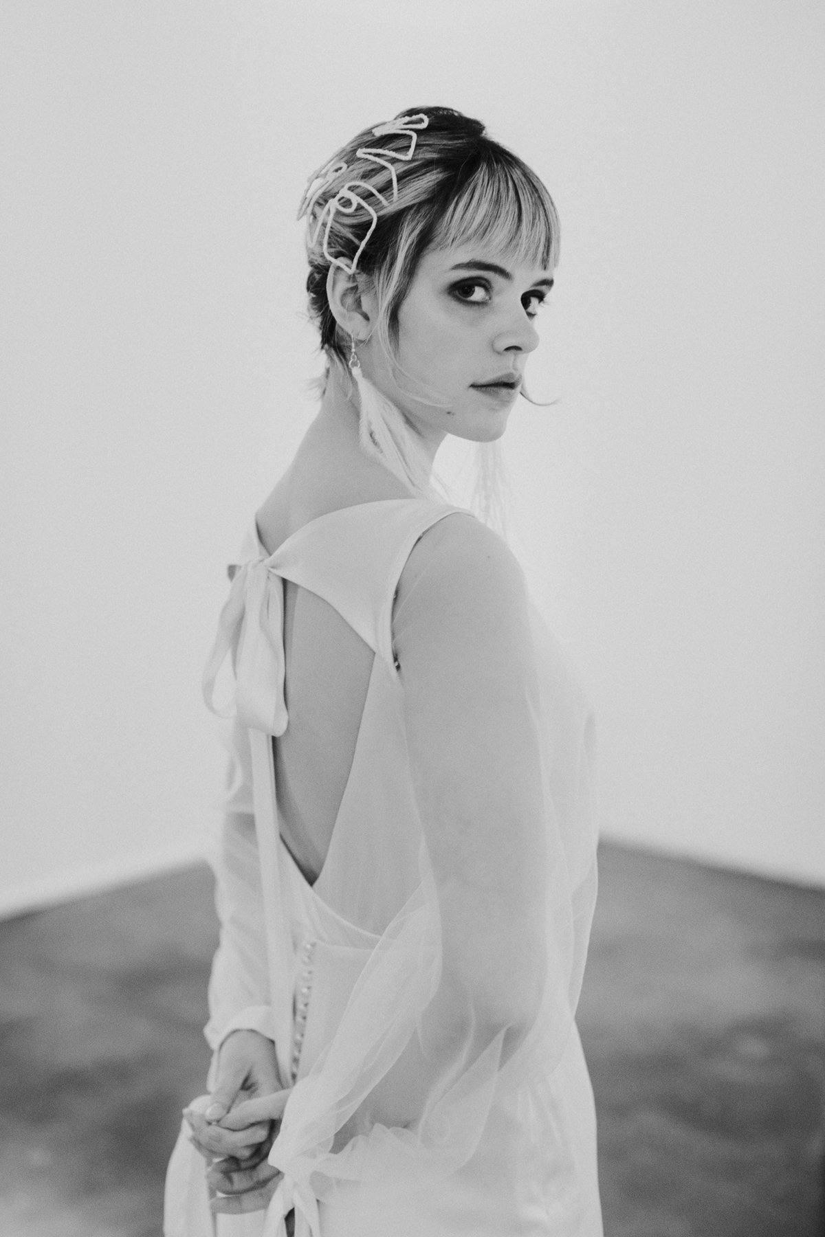 The Stars Inside - Maja Tsolo Photography - Minimalist Wedding Editorial (109)