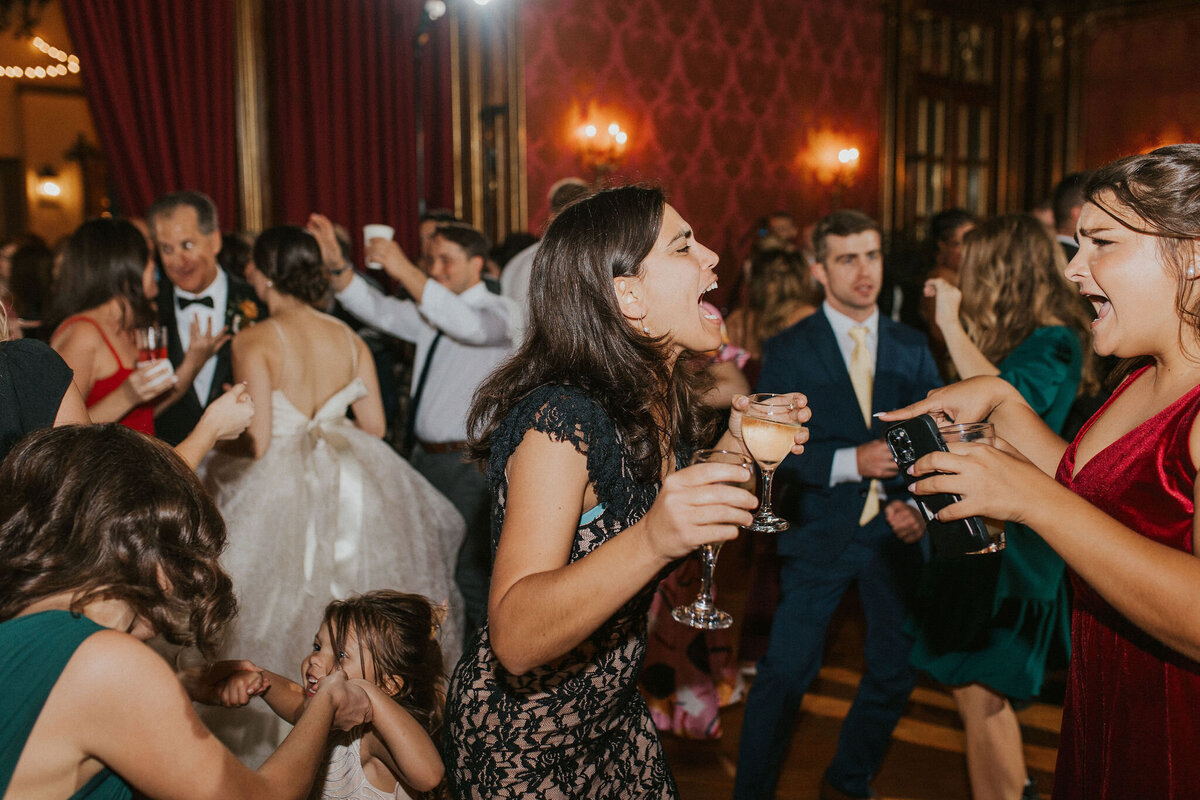 WELLING-FLORES.Wedding.EngineersClub-rcptn-243