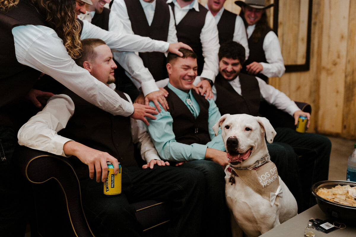 colorado-wedding-photographer-in-soddy-daisy-tennessee-at-mountain-heights-venue-near-nashville-horse-dog-lake-barn-20