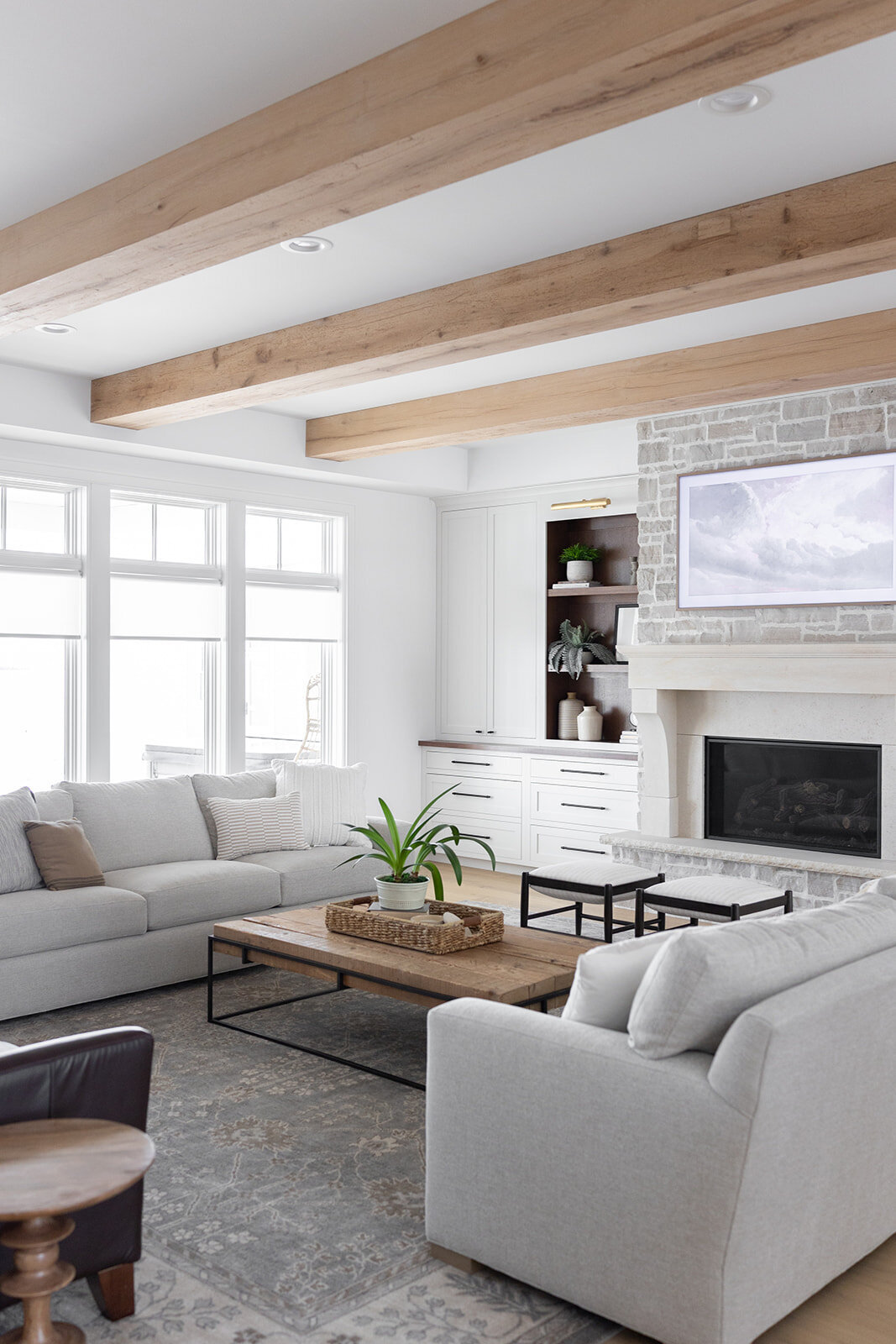 michele rosenboom design cozy colonial living room 9