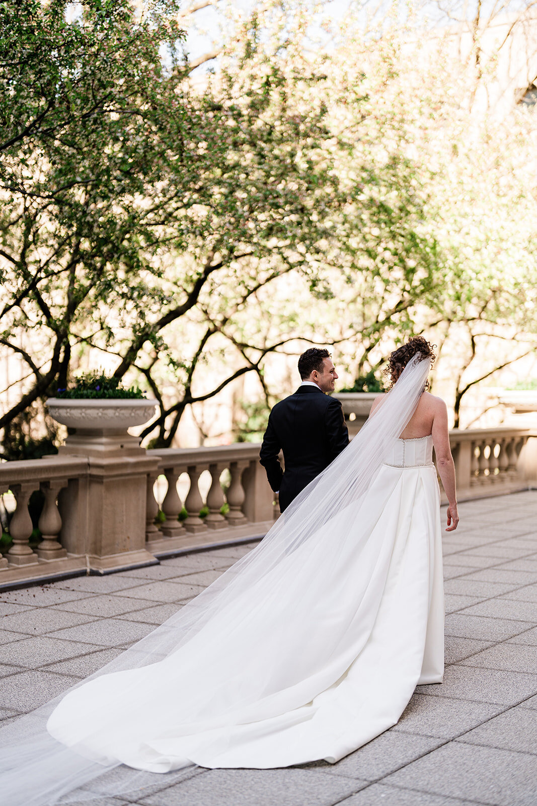 university club of chicago wedding photos by fox and ivory - 22