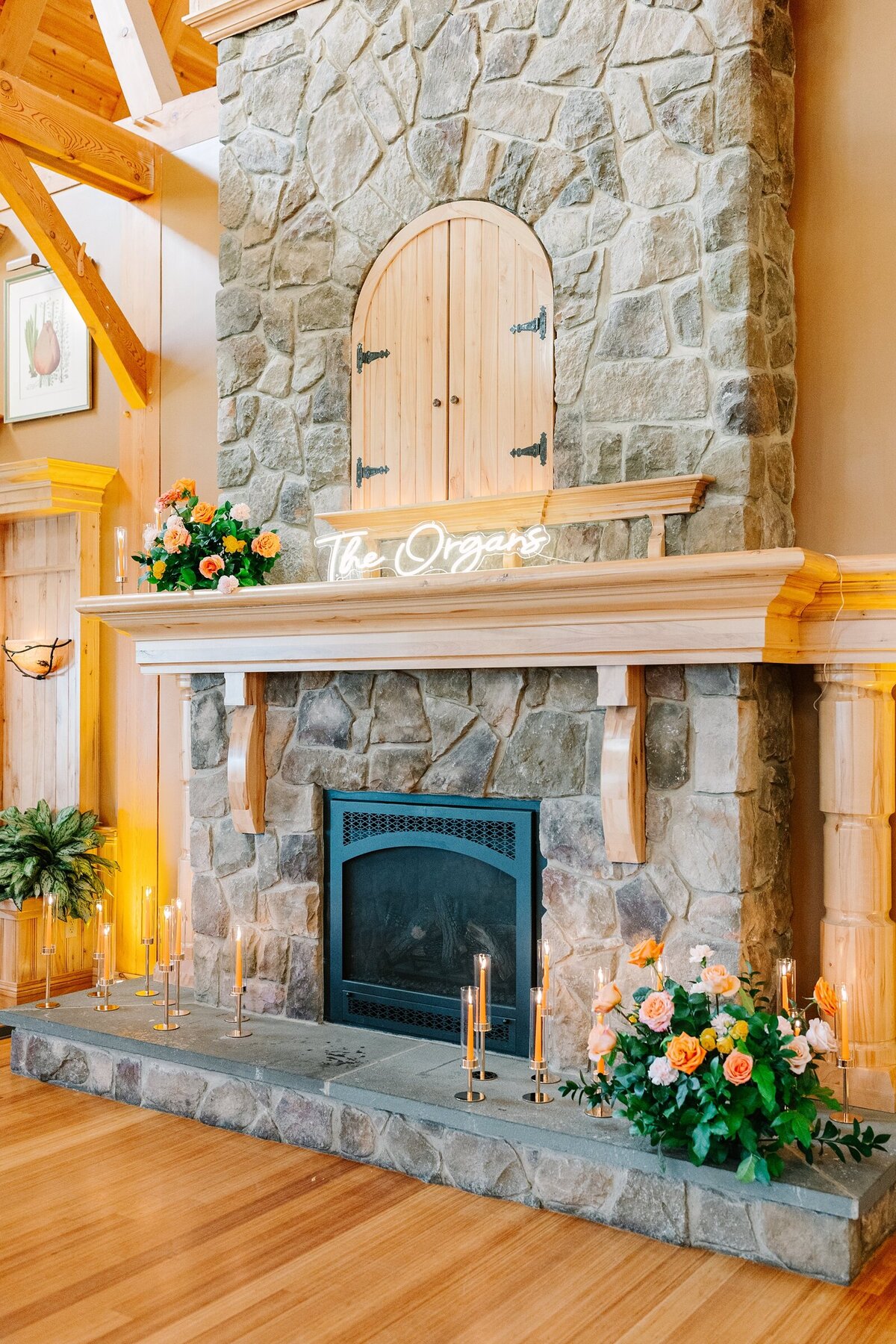 Vibrant_Palm_Springs_Inspired_Red_Barn_at_Outlook_Farm_Summer_Photography_Maine_Wedding_Photographer_0073