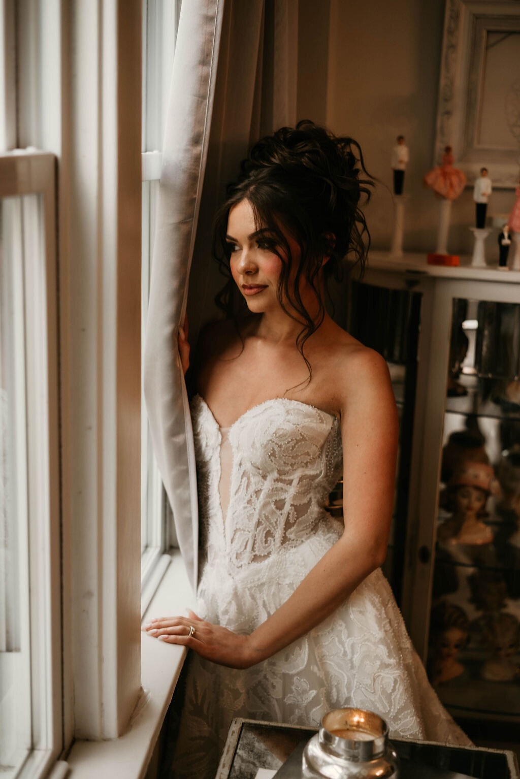 Artistic wedding photographer Chicago and Milwaukee