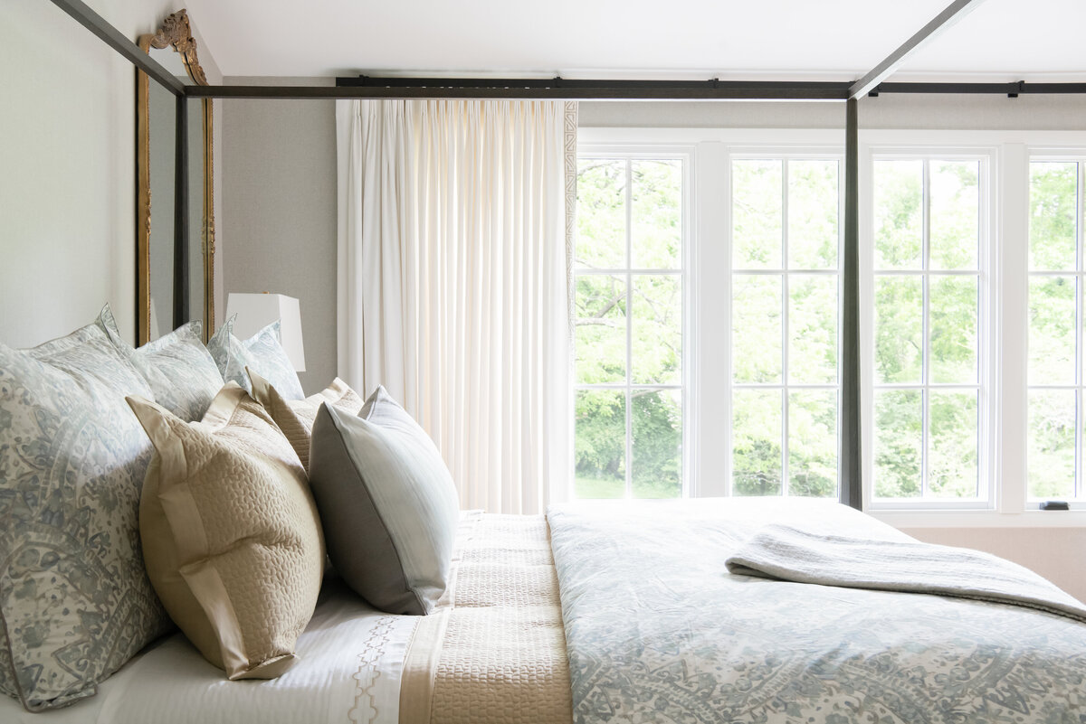 Hamrick - Primary Bedroom - Evan Millárd Interior Design