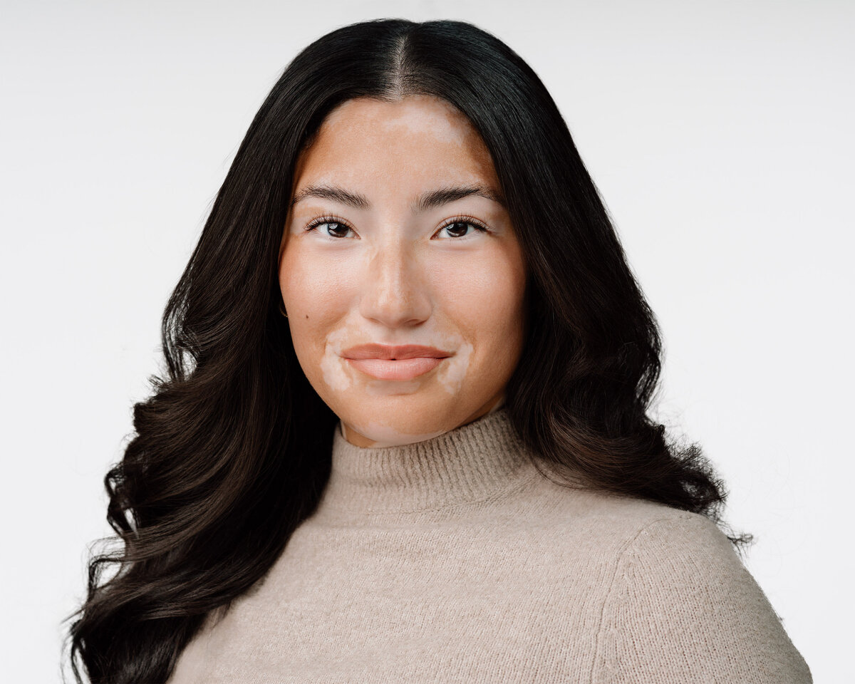 nathalie-00558-4x5_crop