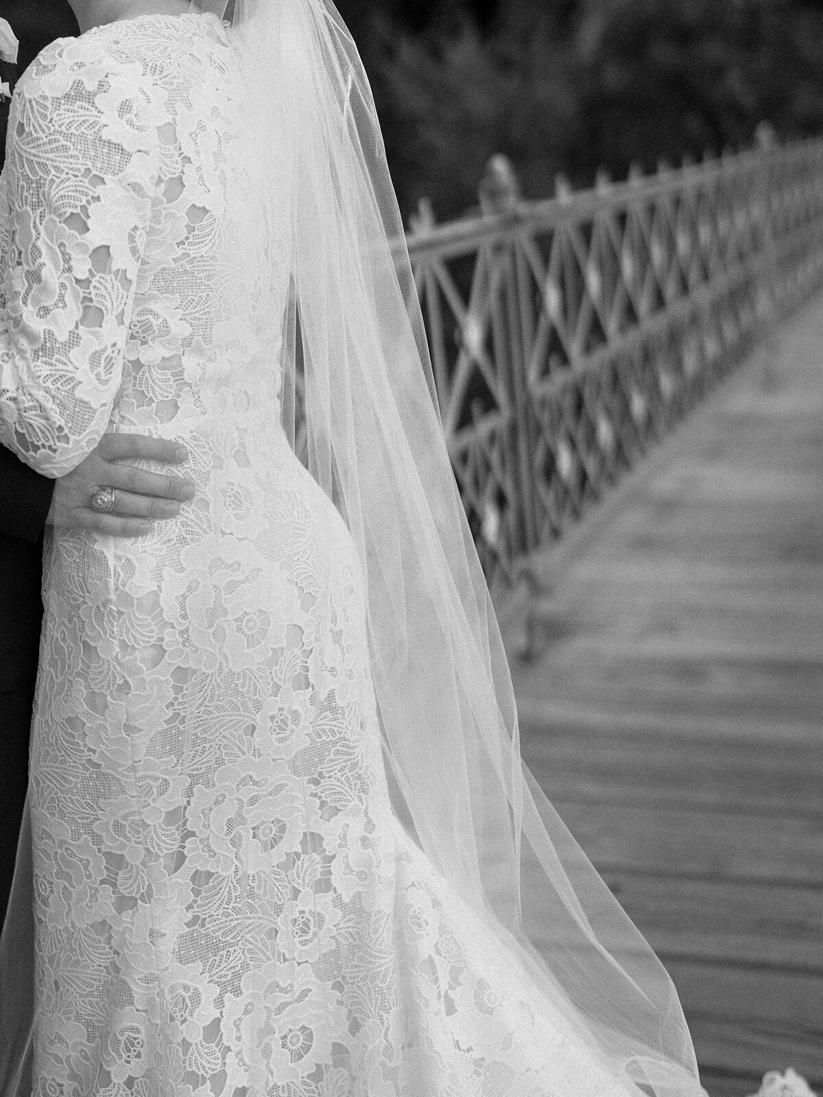 Southwes-School-of-Art-Fall-Wedding-Amy-Odom-Photography_0071