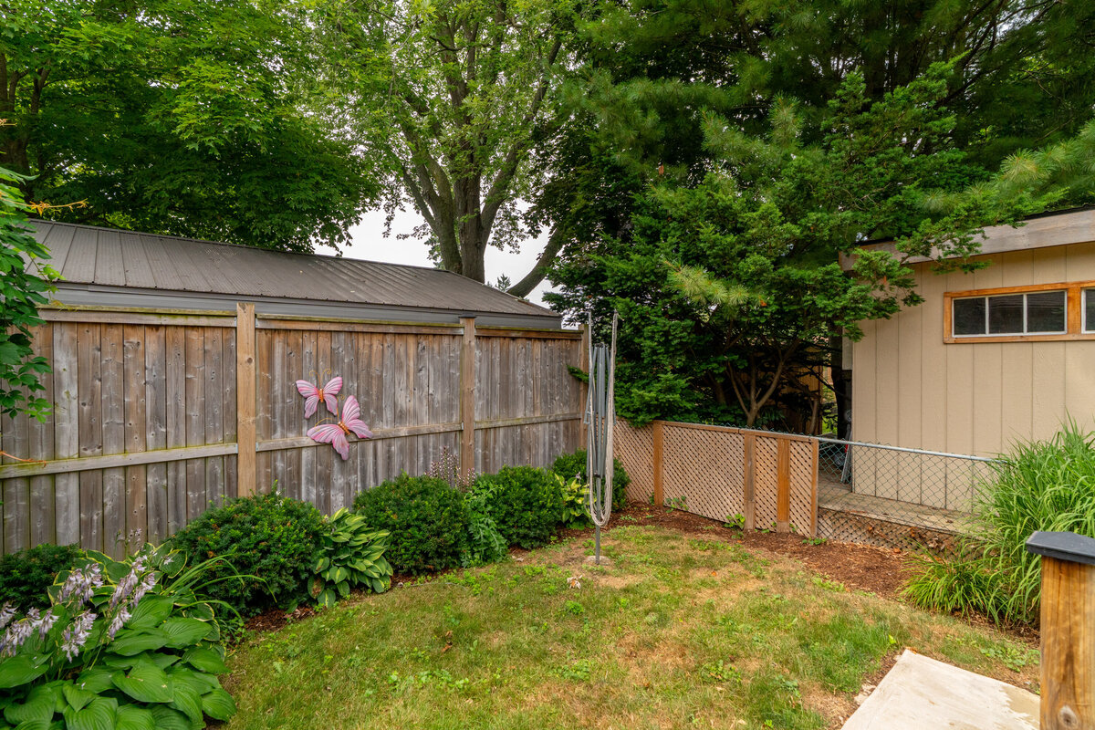 056-32Elginfield-56