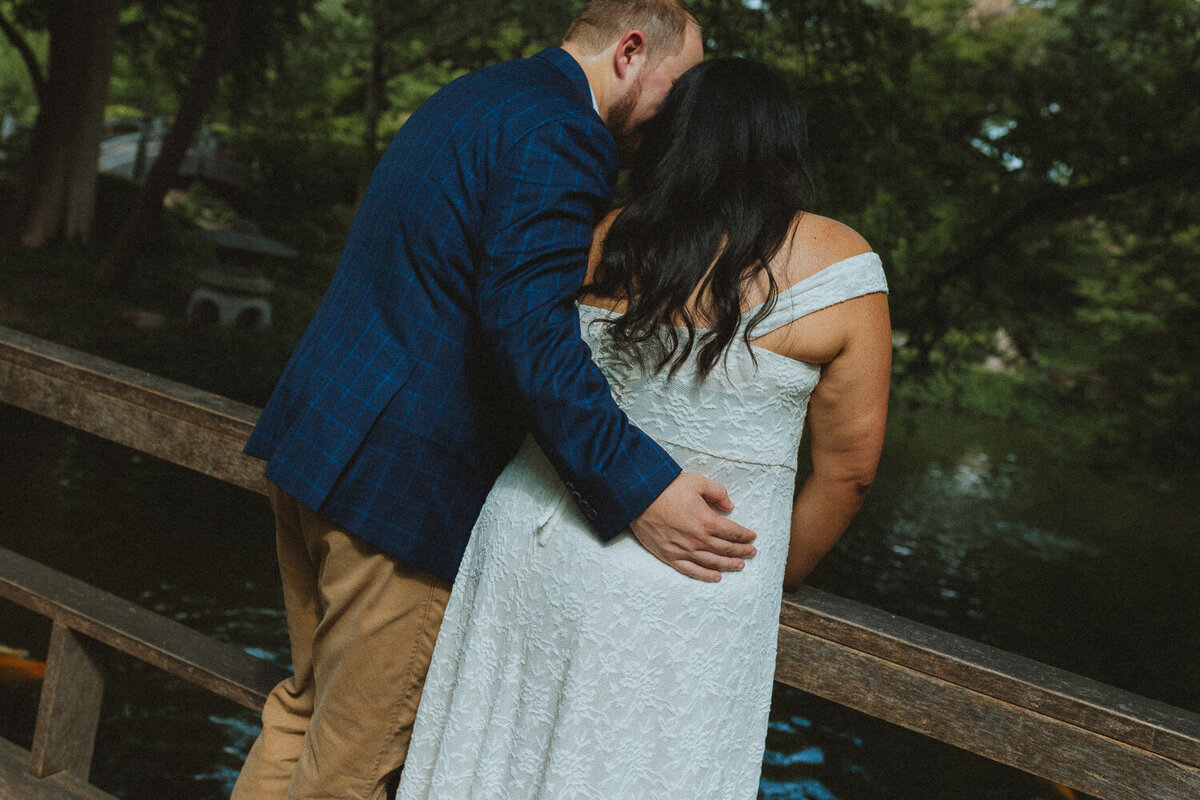 fort-worth-botanic-gardens-engagement-3