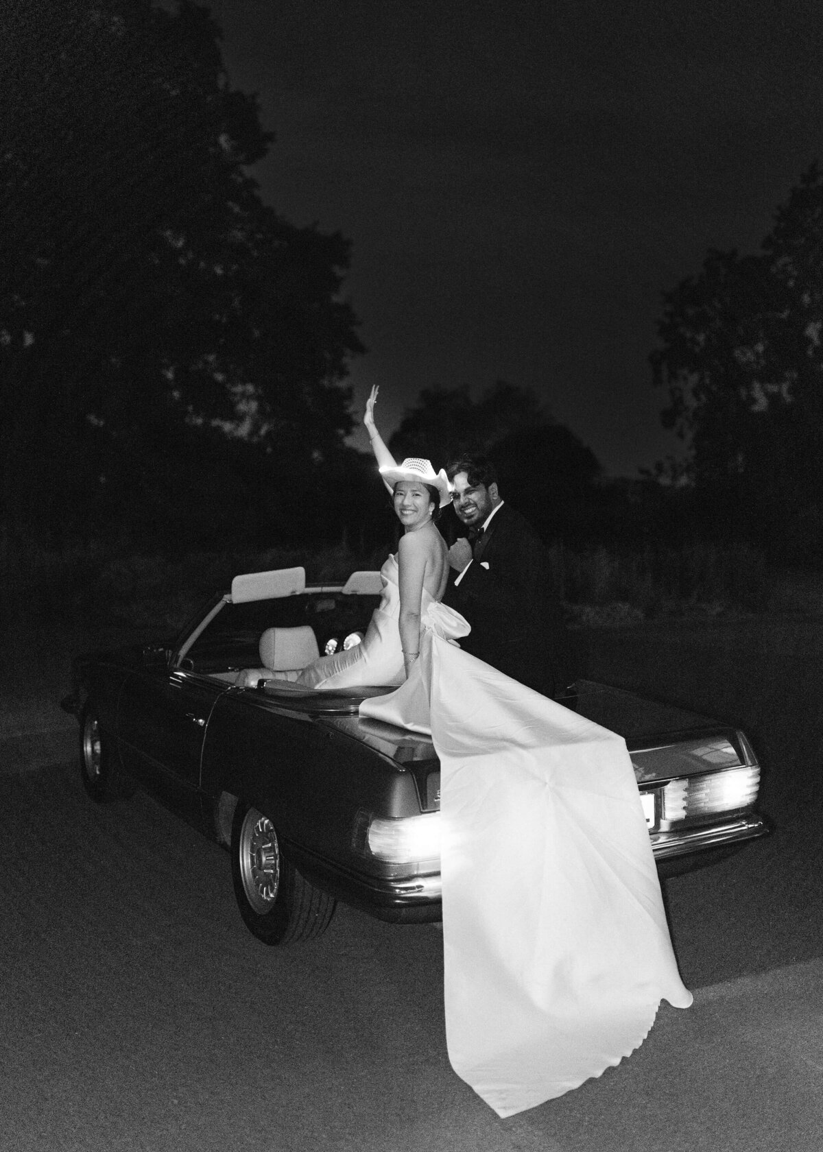 Anna-Vish-Wedding-Kew-Gardens-Chloe-Lowe-Photography-919 (1)