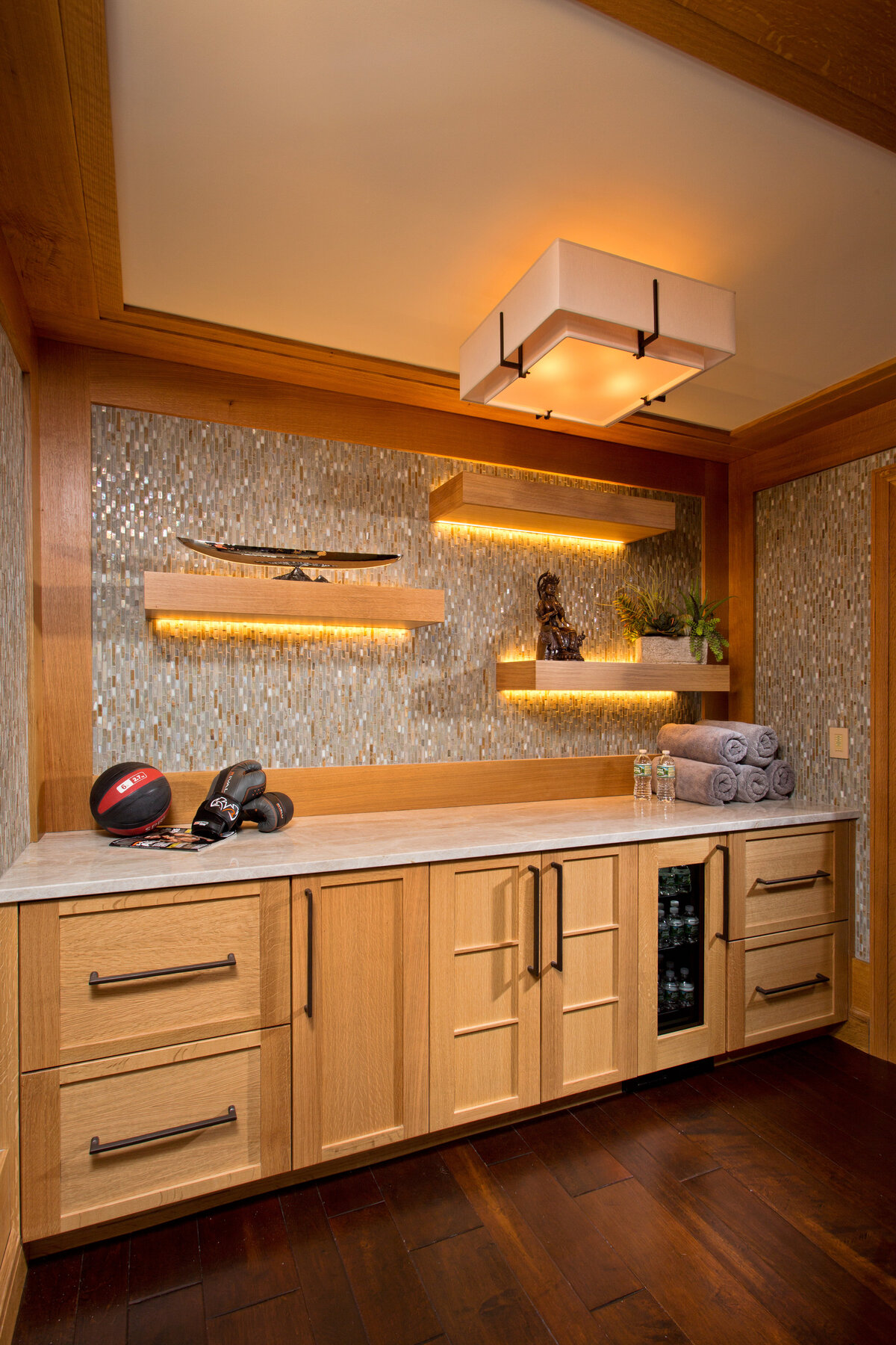 gym countertop with towels and equipement