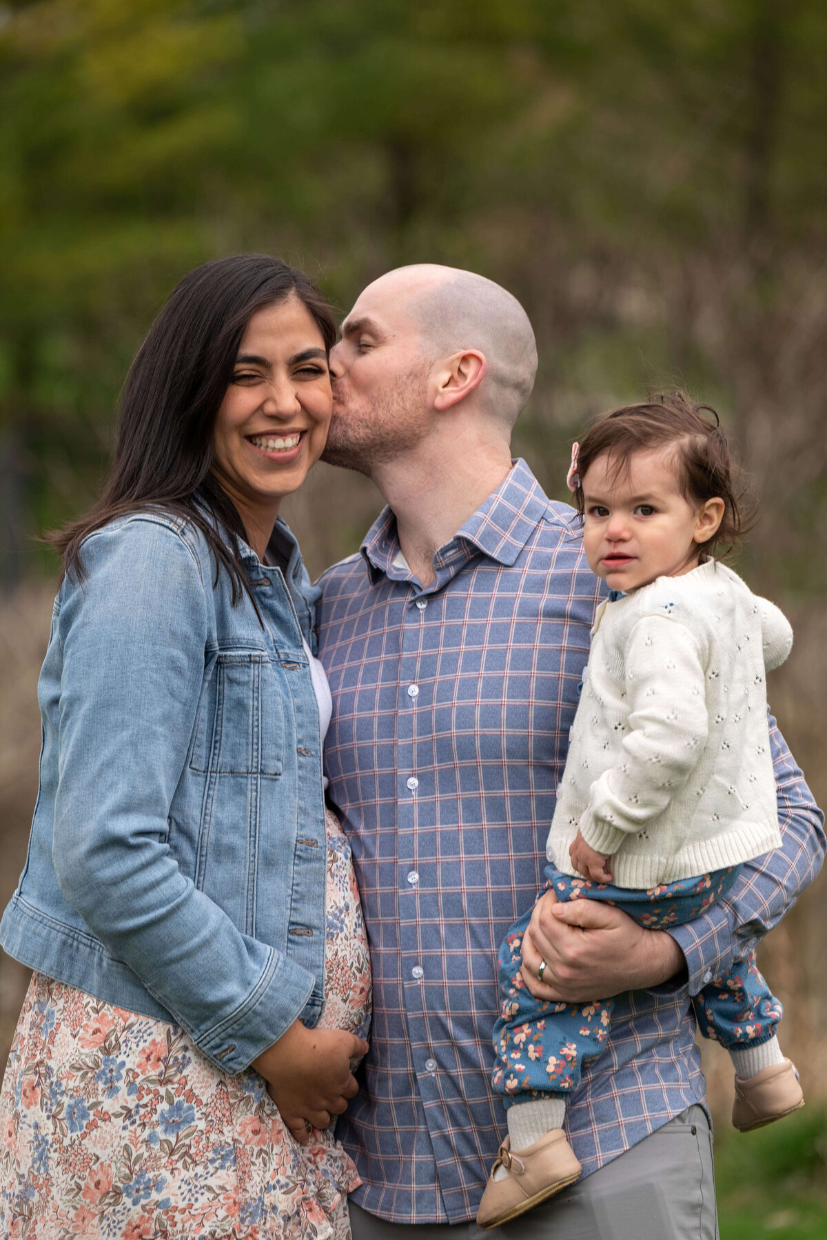 Quarton-Lake-Maternity-couple