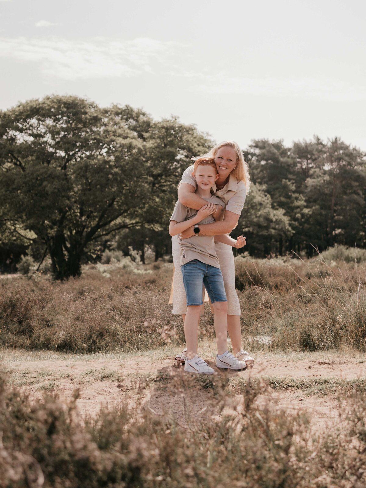 liefdevolle-gezinsfotografie-laren-duinen-leukfotografie (7 van 114)
