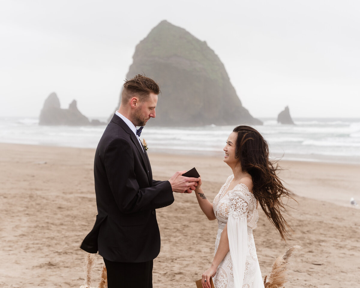 Cannon Beach Elopement-5