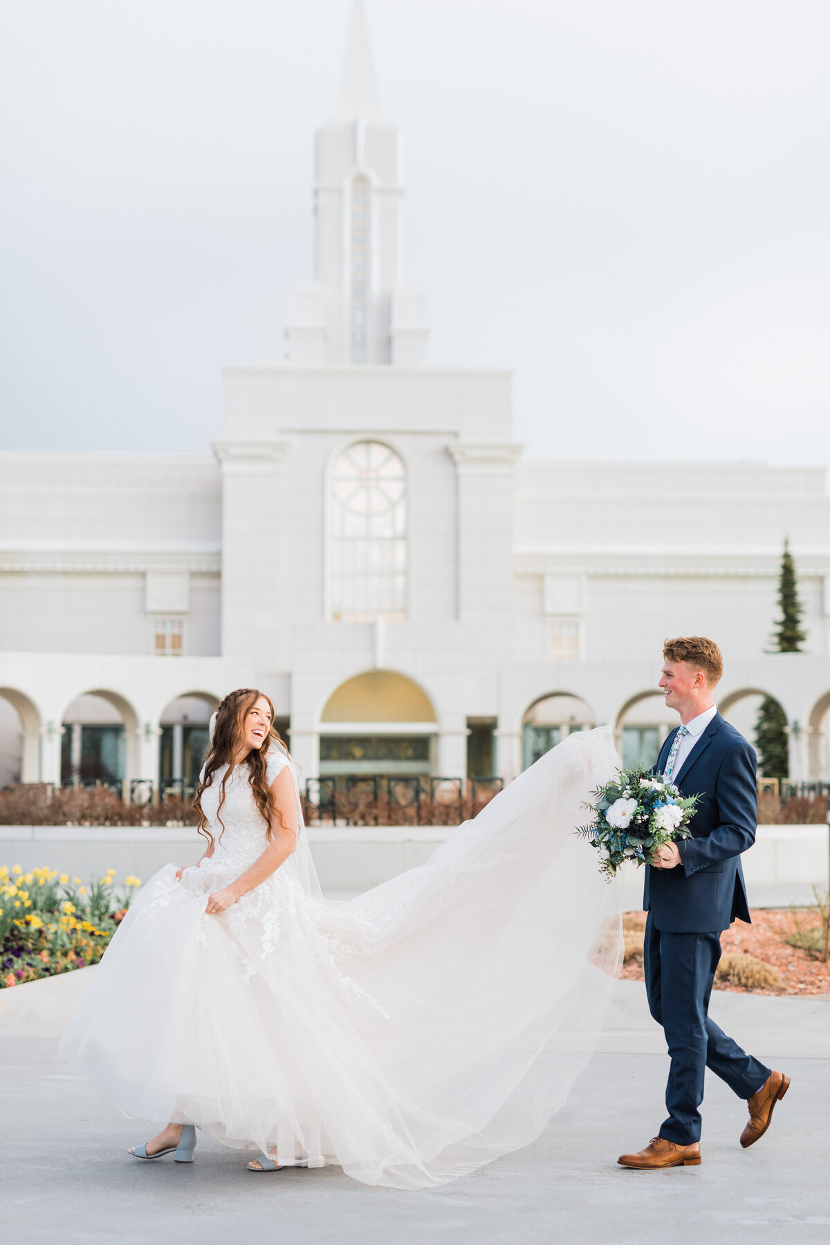 Photography-by-Tasha-Rose-Bountiful-Utah-Temple-Bridals