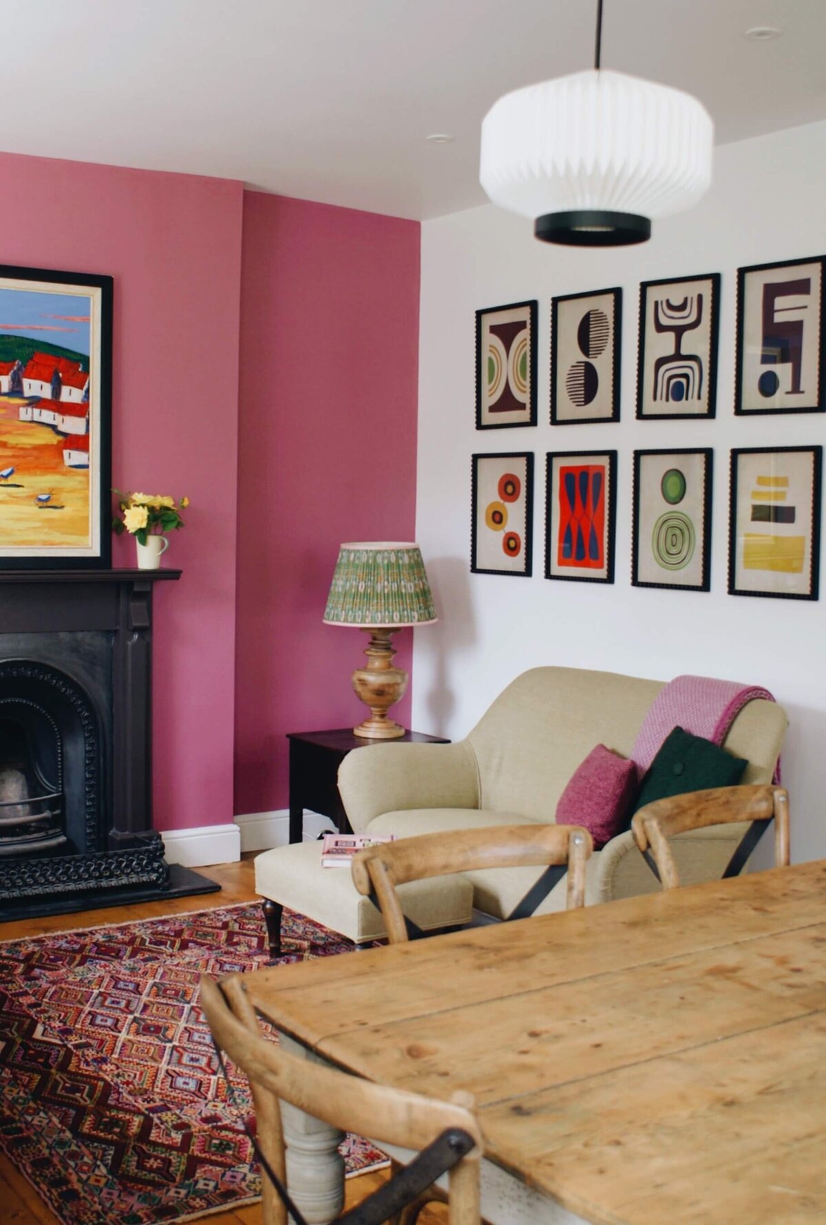 suffolk-pink-living-room-art