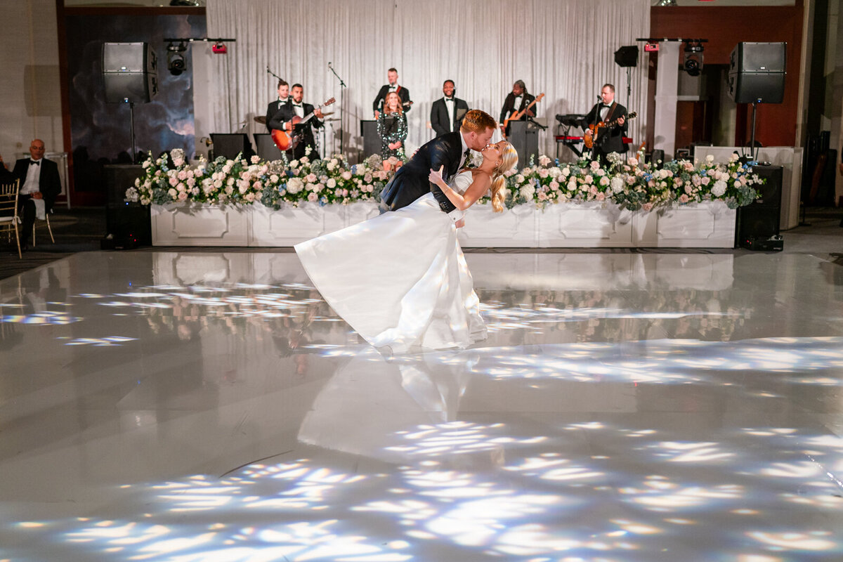 Grand Rapids Wedding Photographer JW Marriott785
