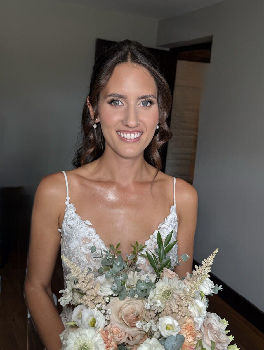 elegant-bridal-makeup-artist-berkshire (26)
