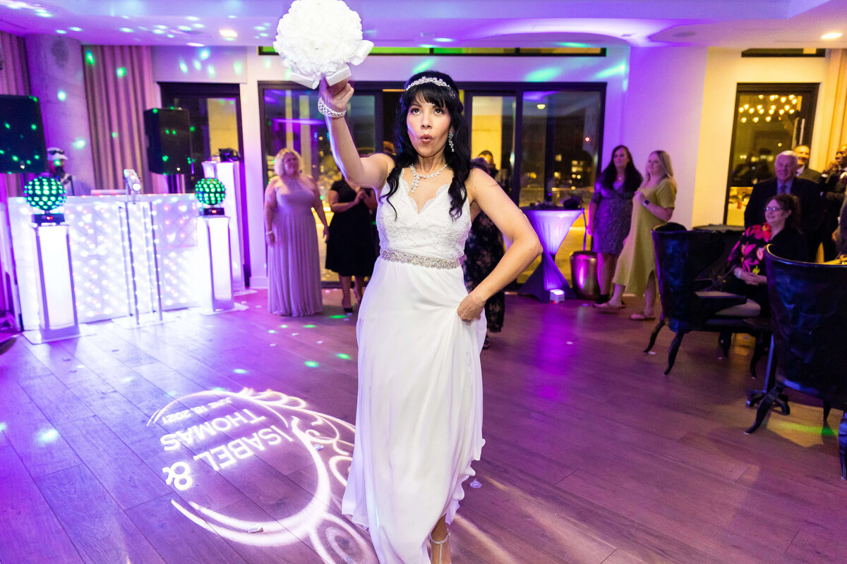 Brides bouquet toss at The Aertson hotel, Nashville