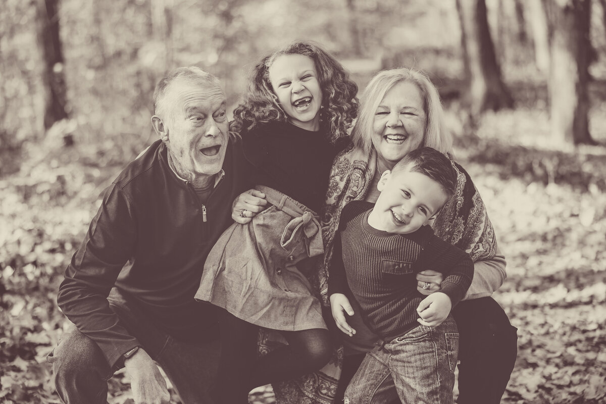 Hansen-Grujic-Family-Fall2023-10