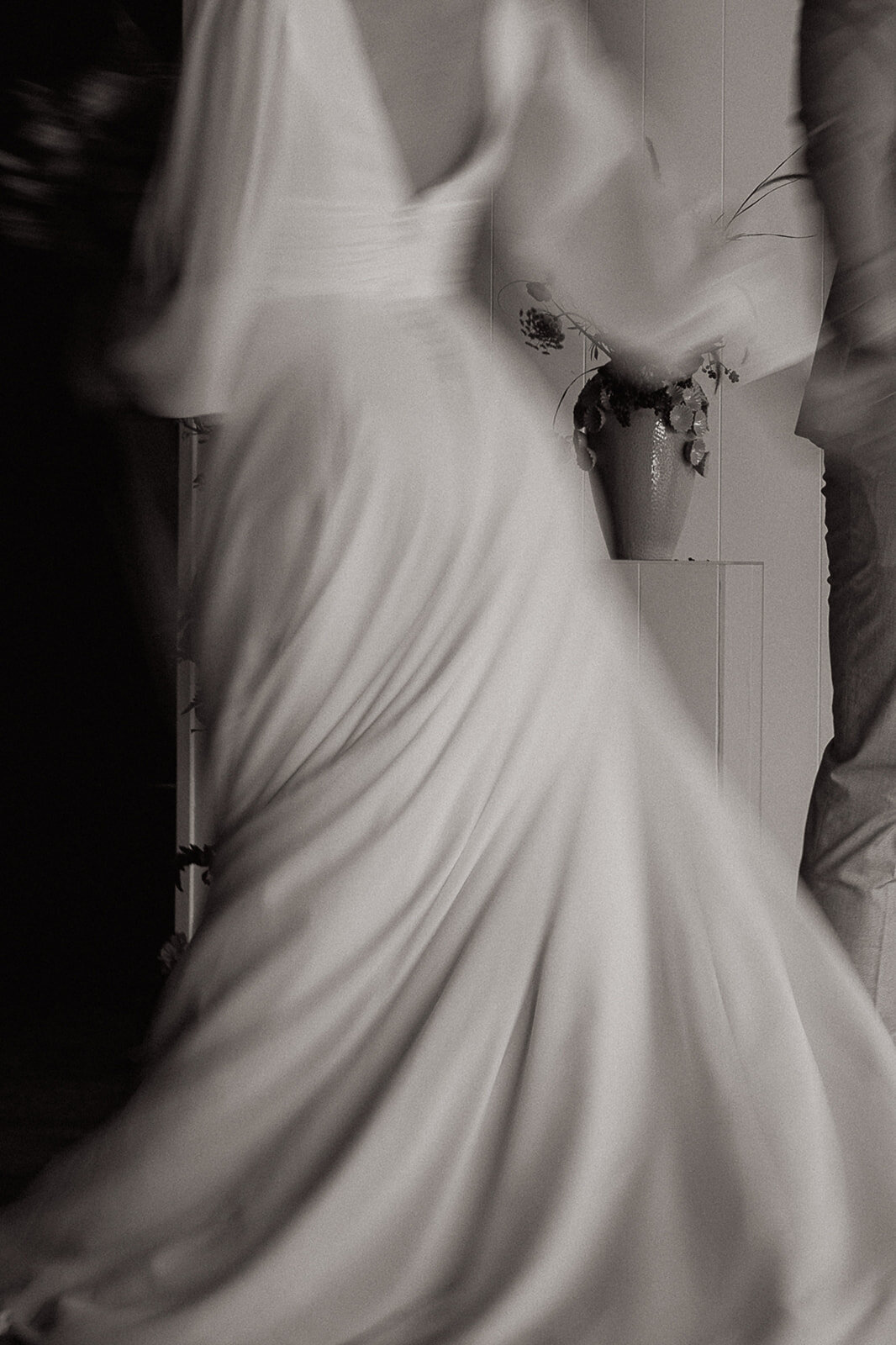 knapp-creek-event-center-intimate-wedding-12