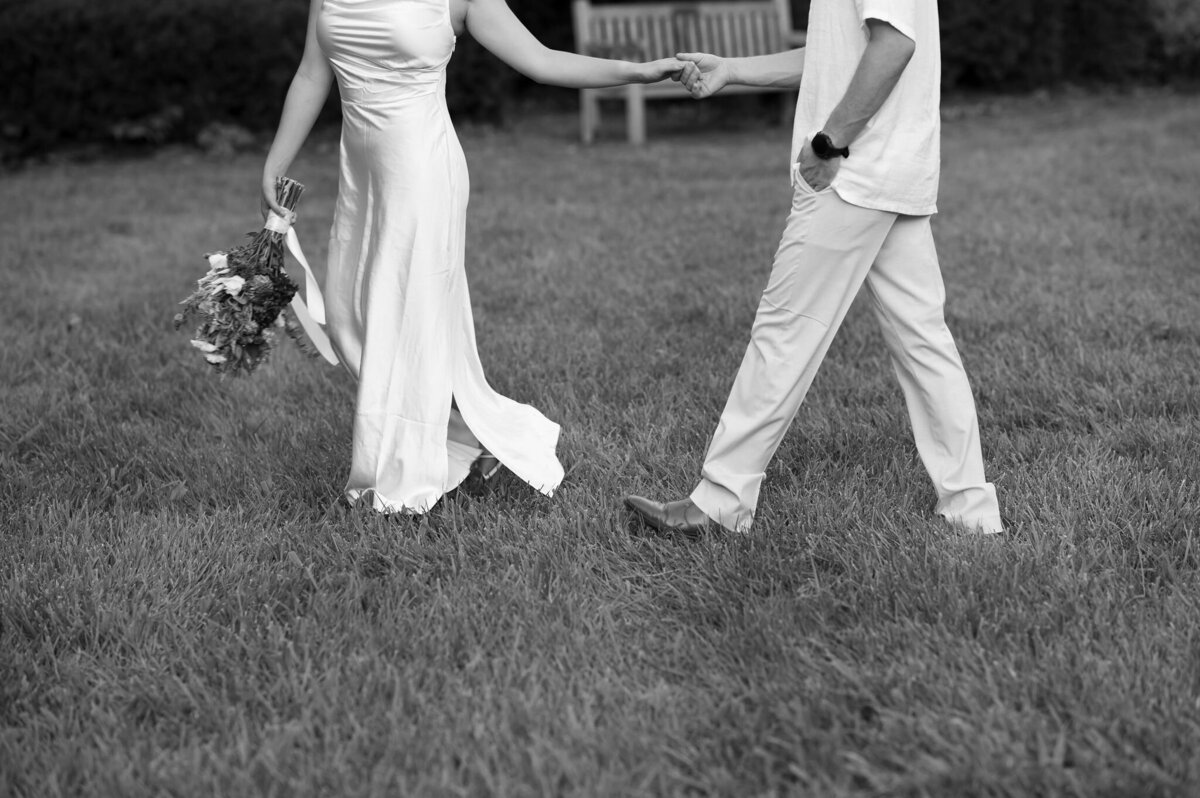 ault-park-cincinnati-engagement-session-photographer-0