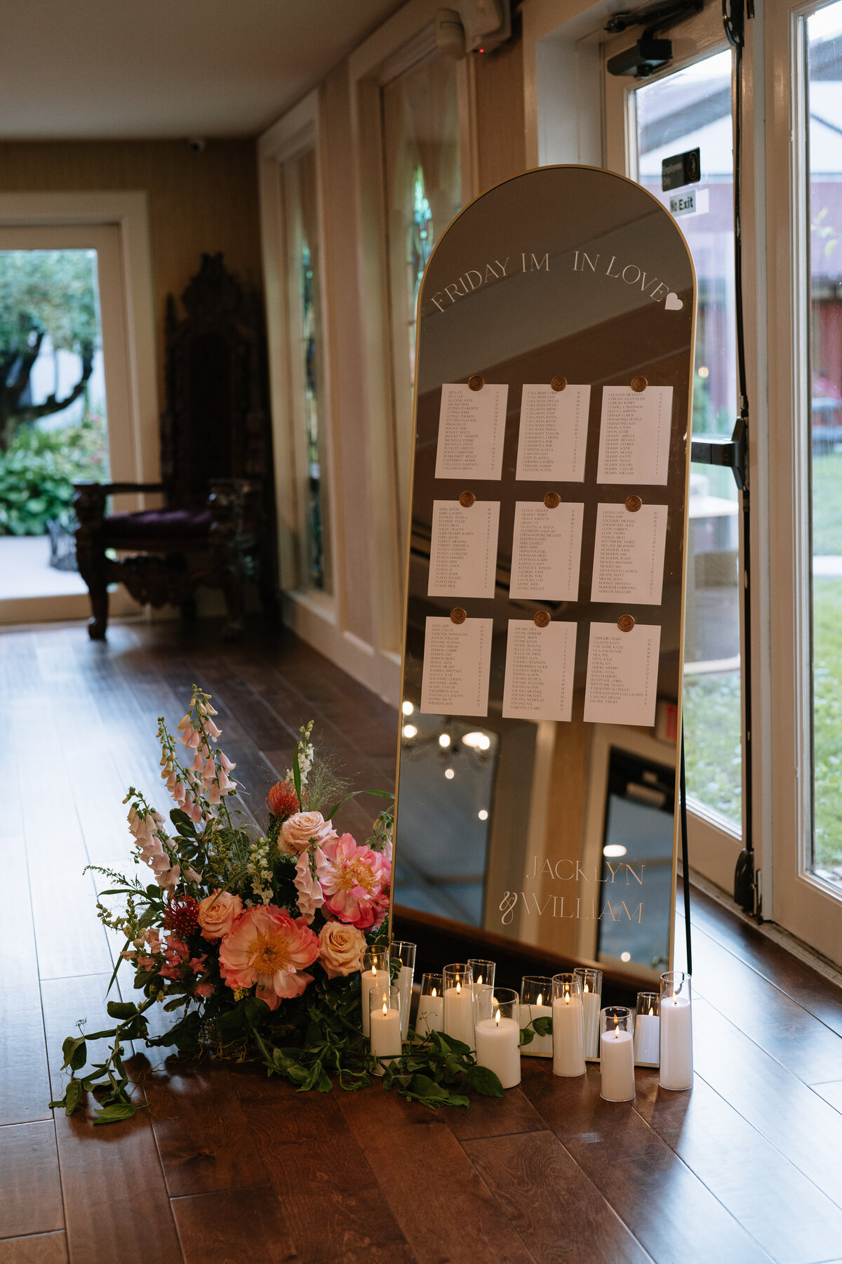 wedding-mirror-seating-chart-connecticut-wedding