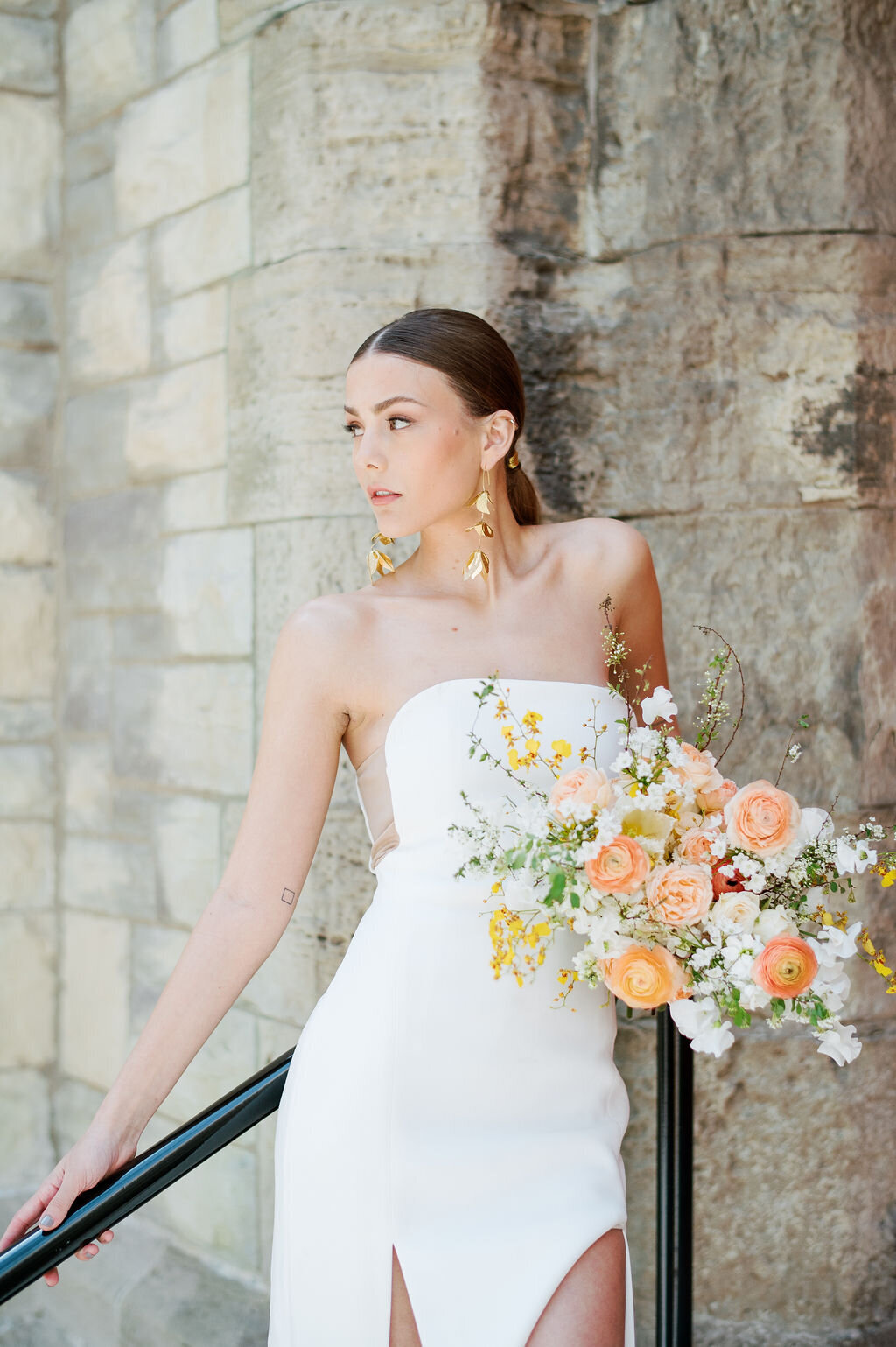 St James Wedding Floral Inspo 49