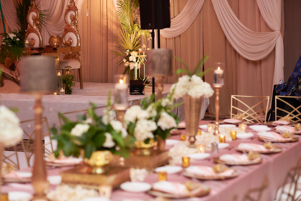 Elegant-Wedding-Table-Setting-BelissimaEvents