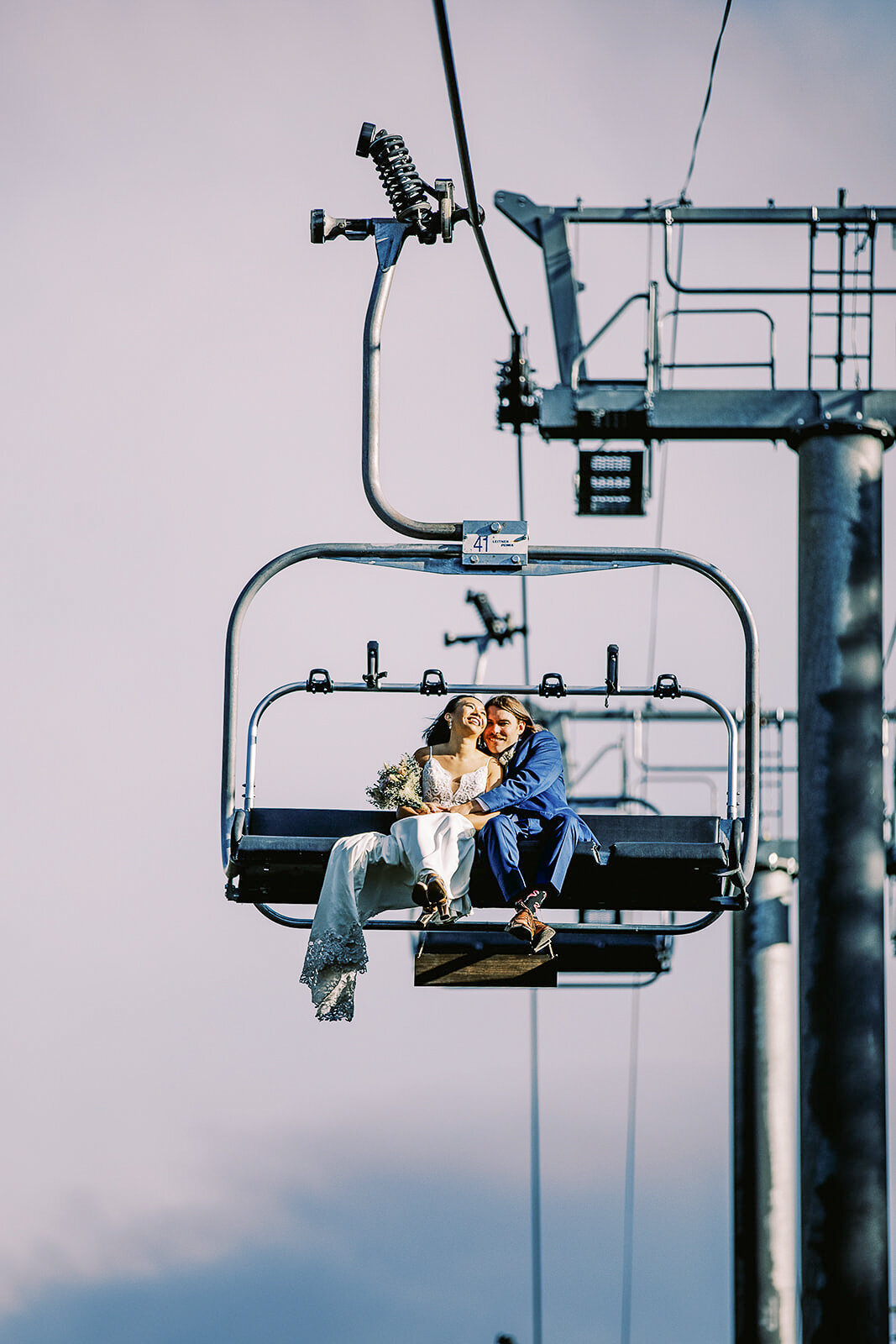 black-mountain-lodge-wedding-photos-4