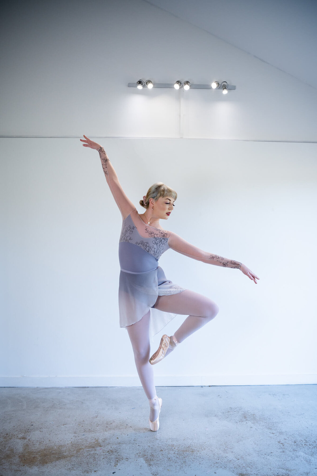 Chloe Bolam - Milton Keynes Buckinghamshire UK Branding Photographer - Ballet Dancer Brand and Headshot Photoshoot - 18.03.2022 -3