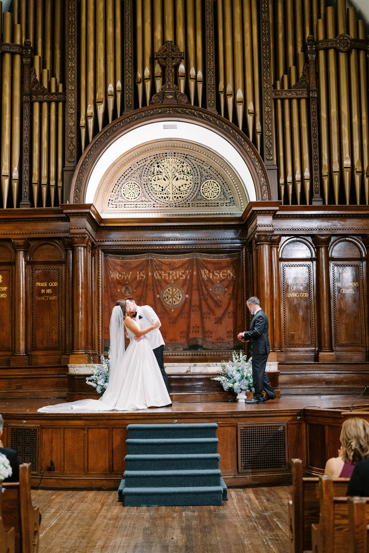 cairnwood-estate-spring-wedding-philadelphia-photographer-Ceremony_018