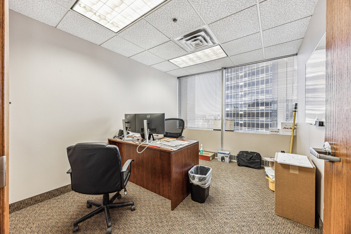 Temporary officE for construction company