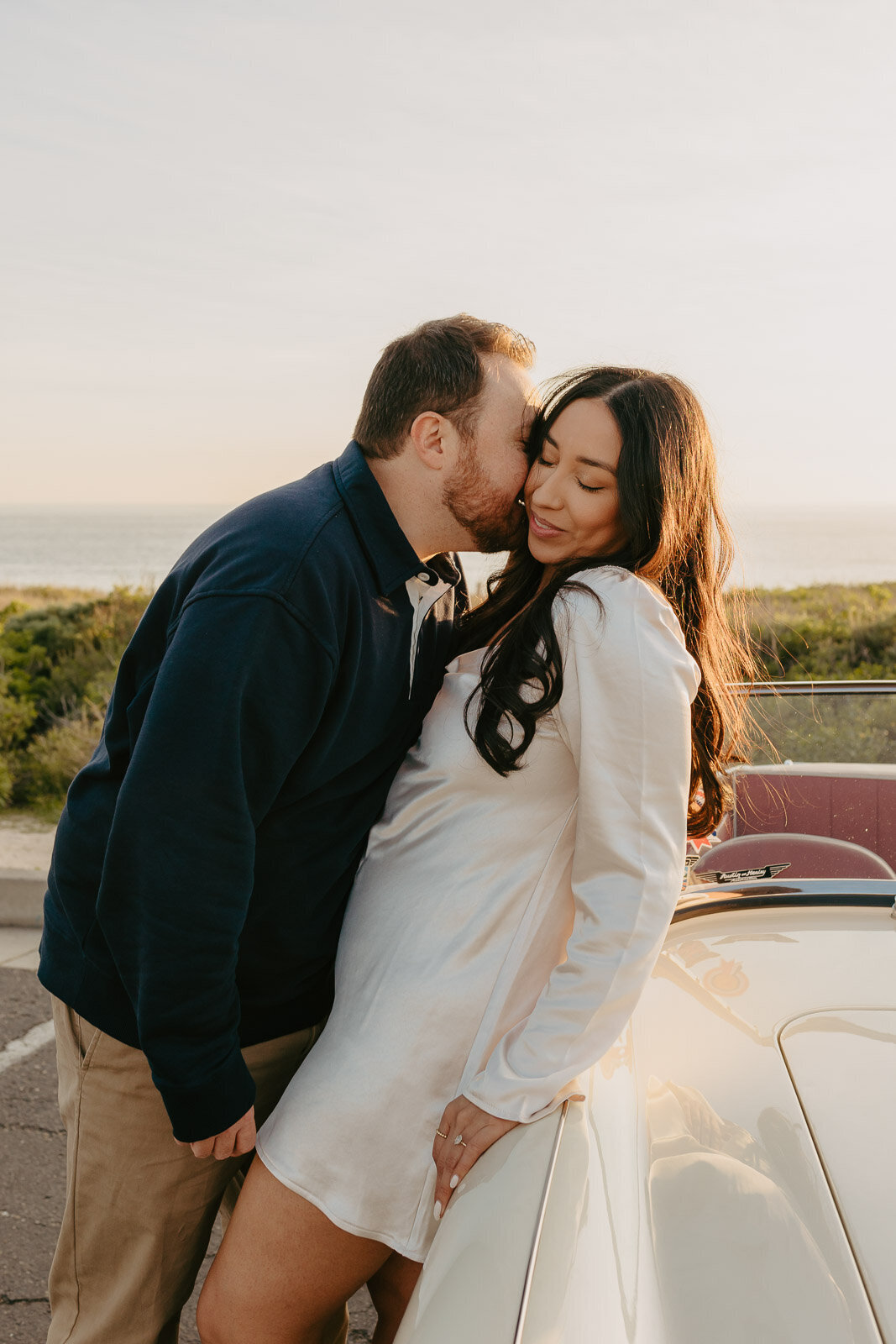 Lexx-Creative-Vintage-Car-Orange-County-California-Engagement-19