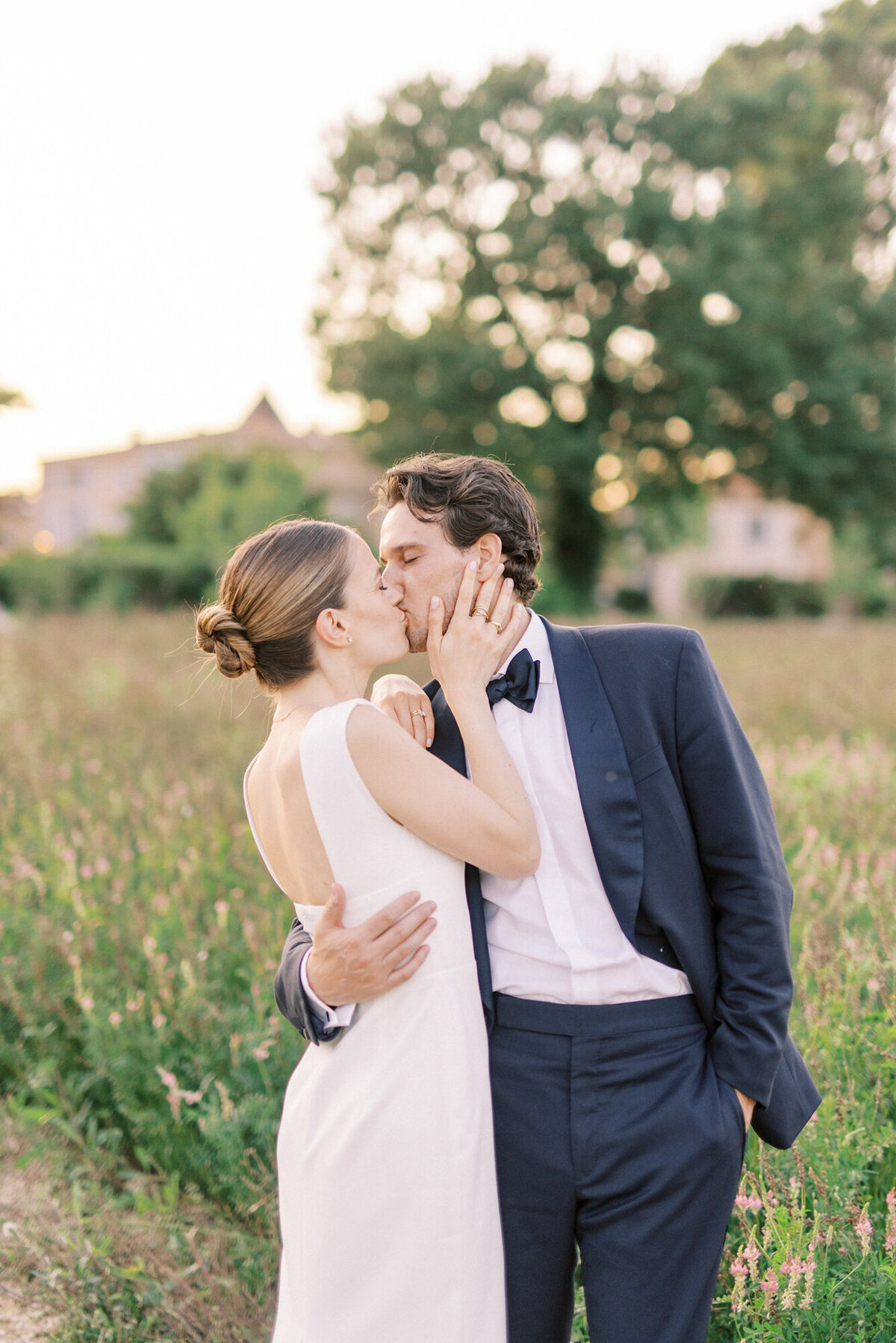 Maïlys Fortune Photography Husband Wife Wedding Weddings Photography France Switzerland Italy Timeless Dreamy Imagery Bilingual French English Destination Weddings Destination Wedding Provence French Riviera Paris Lake Como Tuscany114