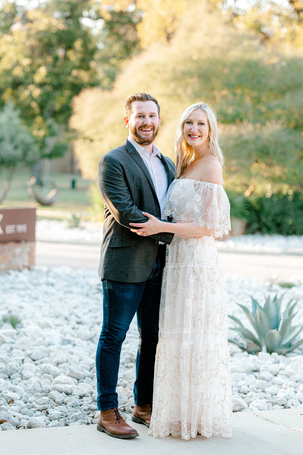 Jessica & Blake Engagement Session at Reverchon Park | Dallas Wedding Photographer-3