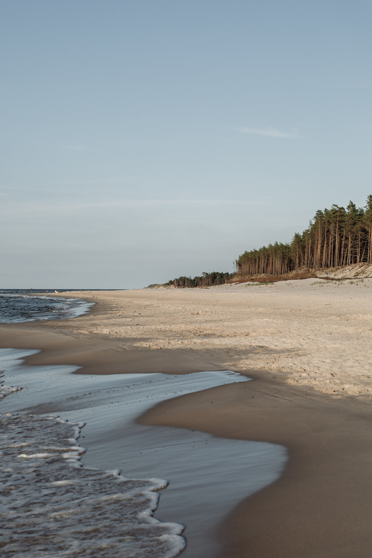 beach landscape french traveler