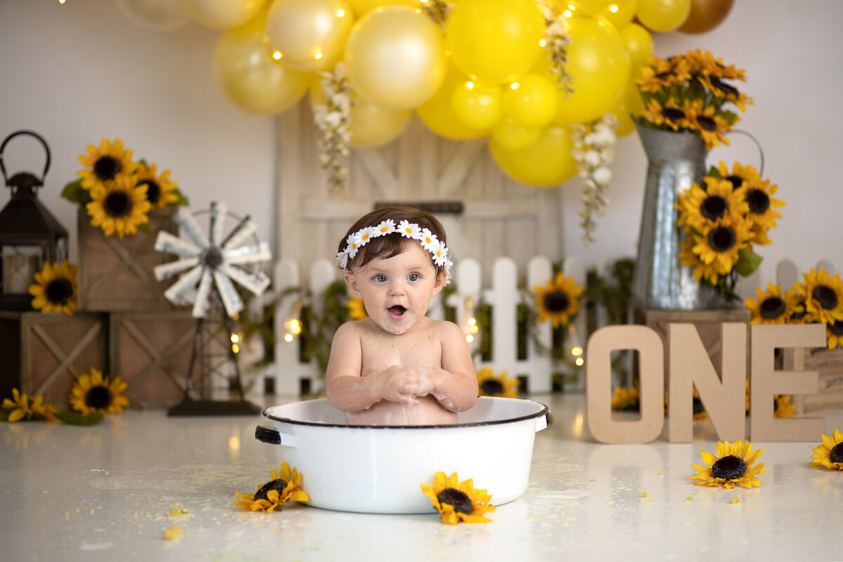 cake smash photography in Fayetteville Georgia
