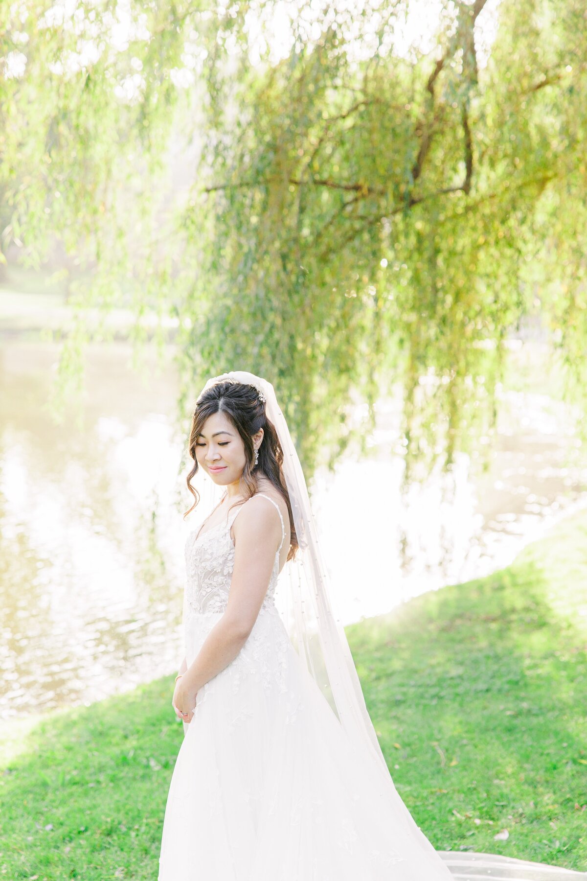 Bride posing for her Boston bridal portraits