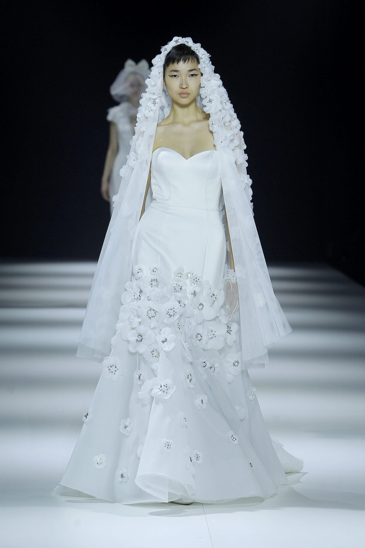 Viktor & Rolf Mariage Barcelona Bridal Fashion Week runway 2022