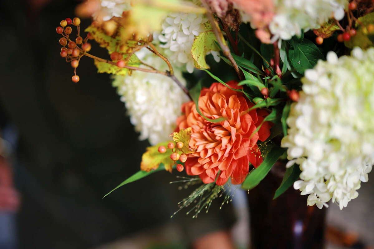 ghost-host-eli-turner-frederick-maryland-thanksgiving-tablescape-centerpiece28