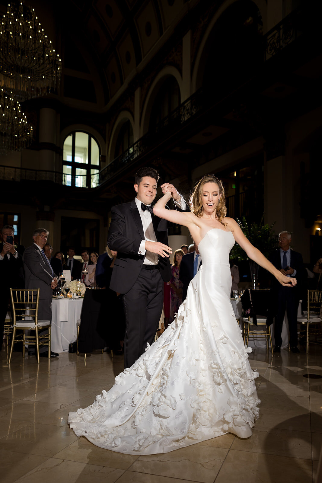 Ed and Aileen Photography Chicago Illinois Digital Film Wedding Engagement Photographers Destination Union Station Nashville51