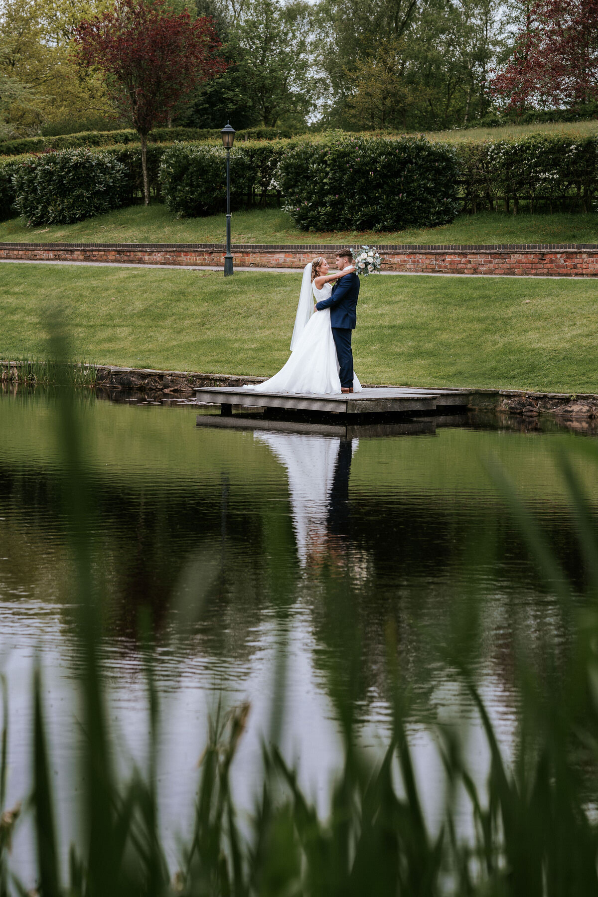 0481Chelsey and Tom - Moddershall Oaks - DanTomkins Photography-1