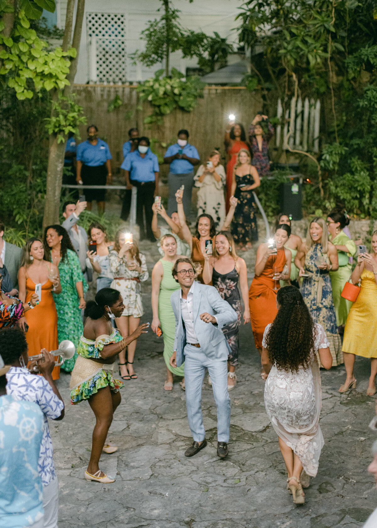 alessandra-shane-harbour-island-wedding-hollyclarkphotography-h-965