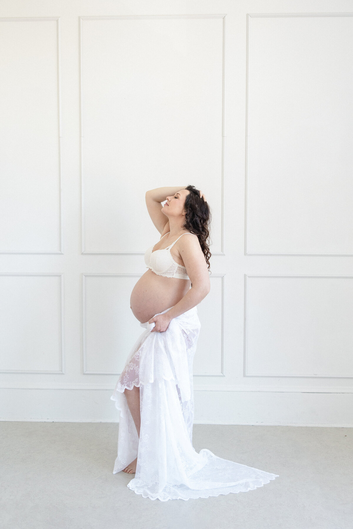 Pregnant mom during a maternity photoshoot.