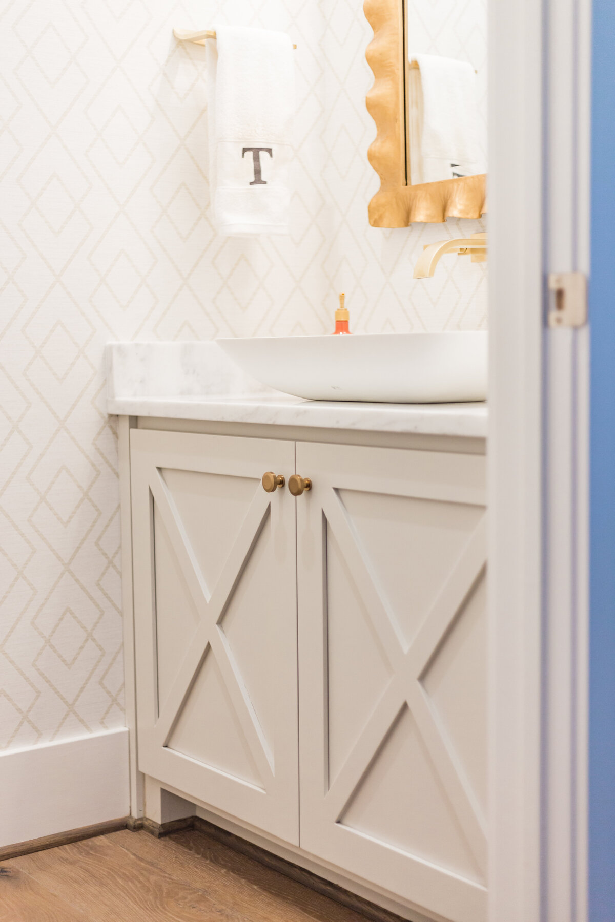 Powder bath 1